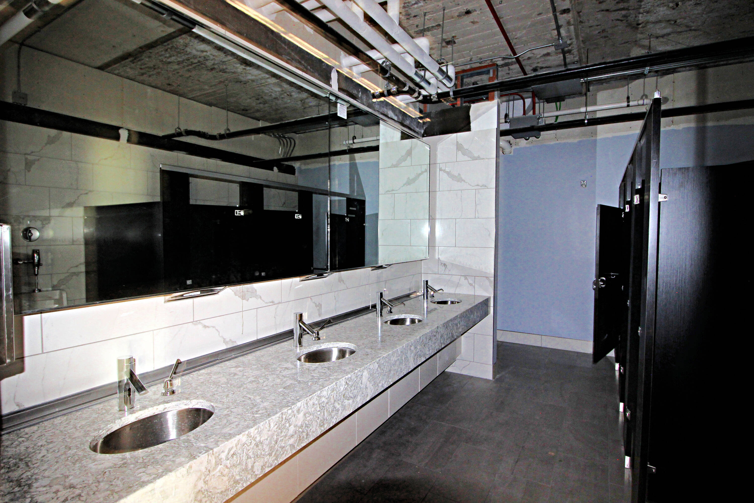 250 Westfield Ave, Waterloo, IA 50701 | Crexi.com