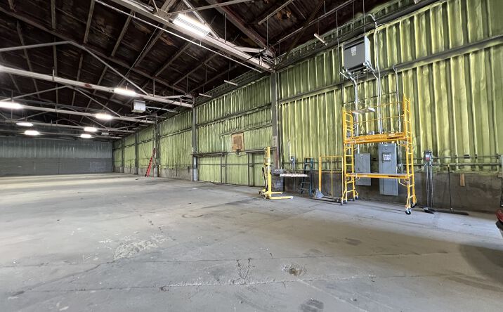 Pictures of Industrial property located at 2100 Manchester Trafficway, KCMO, MO 64126 for lease - image #1