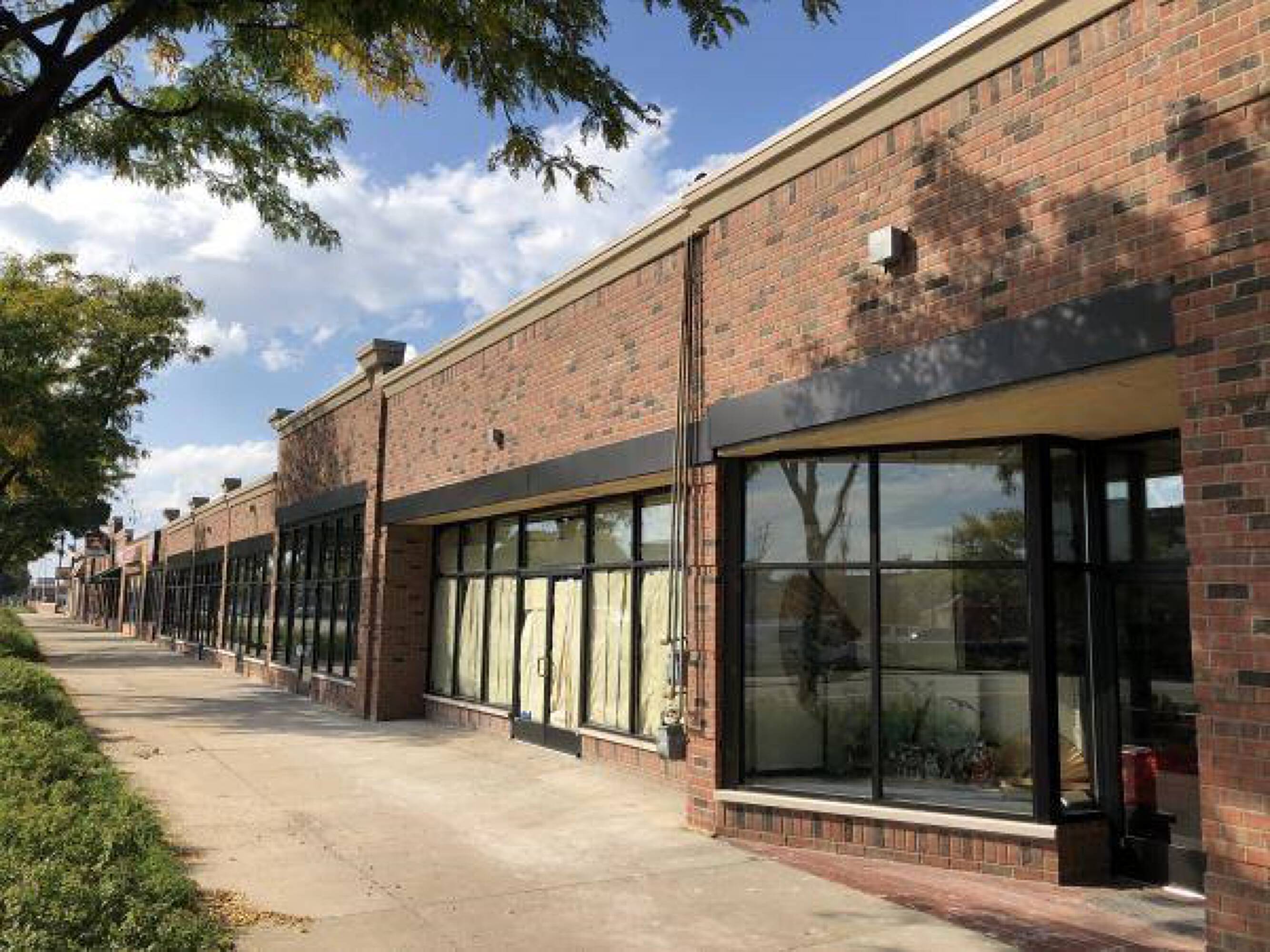 29454 Ford Rd, Garden City, MI 48135