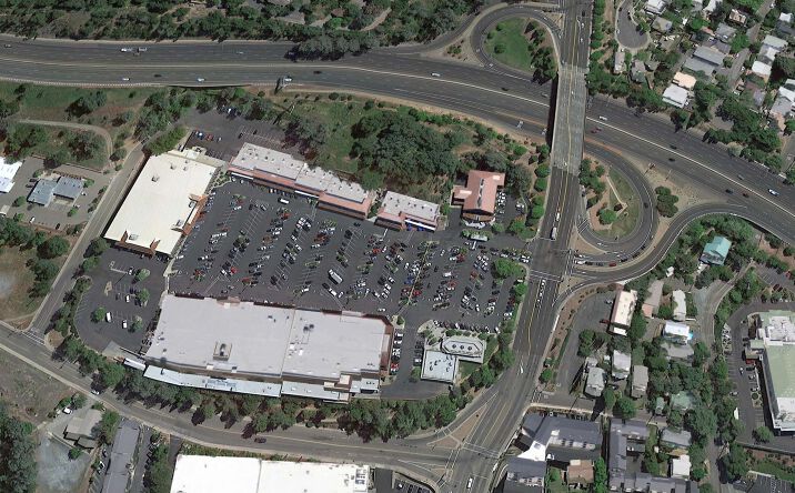 Pictures of Retail property located at 342-370 Elm Ave, Auburn, CA 95603 for lease - image #1