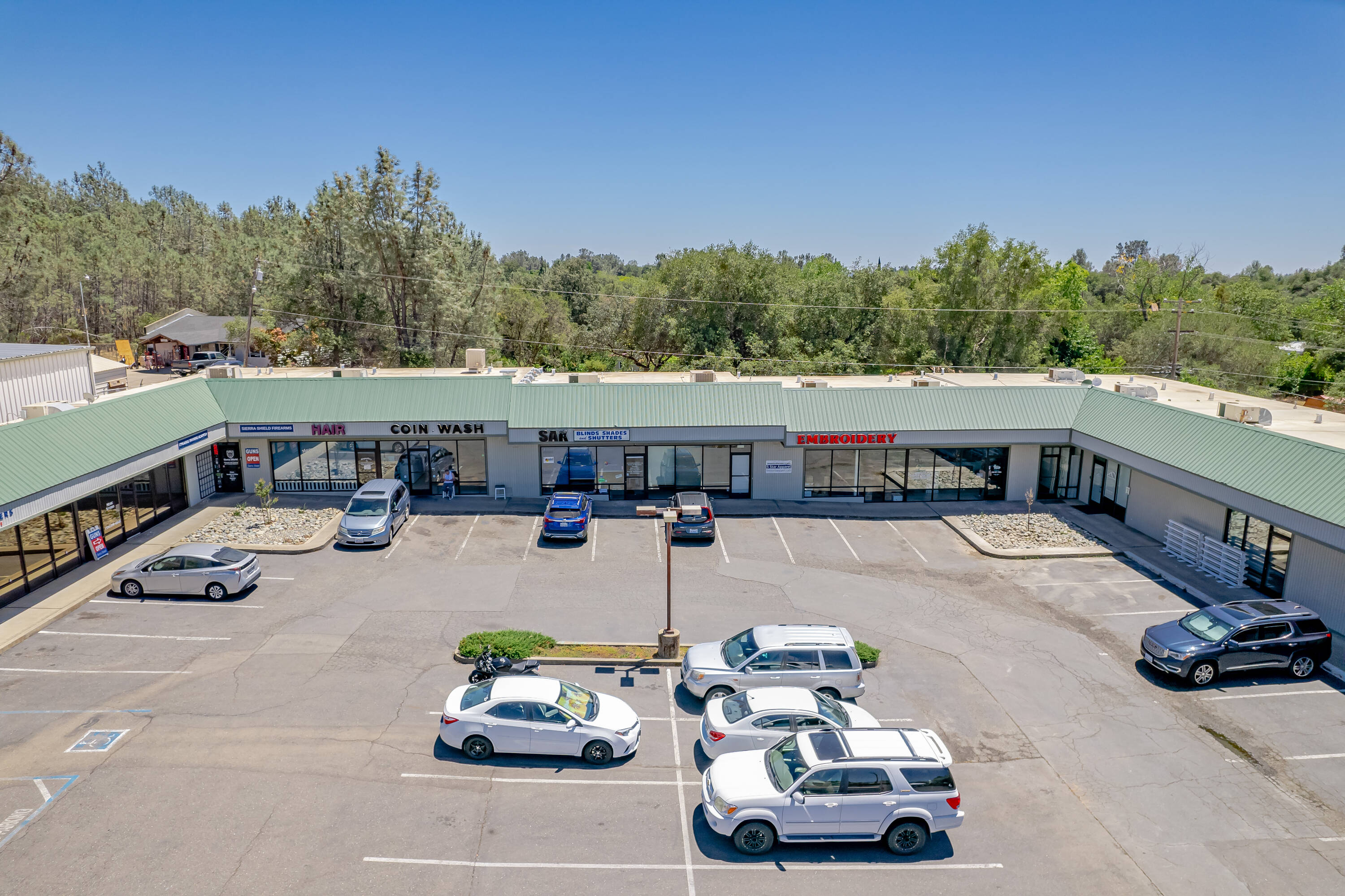 4050 Durock Rd, Shingle Springs, CA 95682