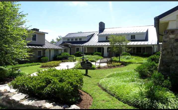 10 N. Pendleton Street, MIddleburg, VA 20117 | Crexi.com