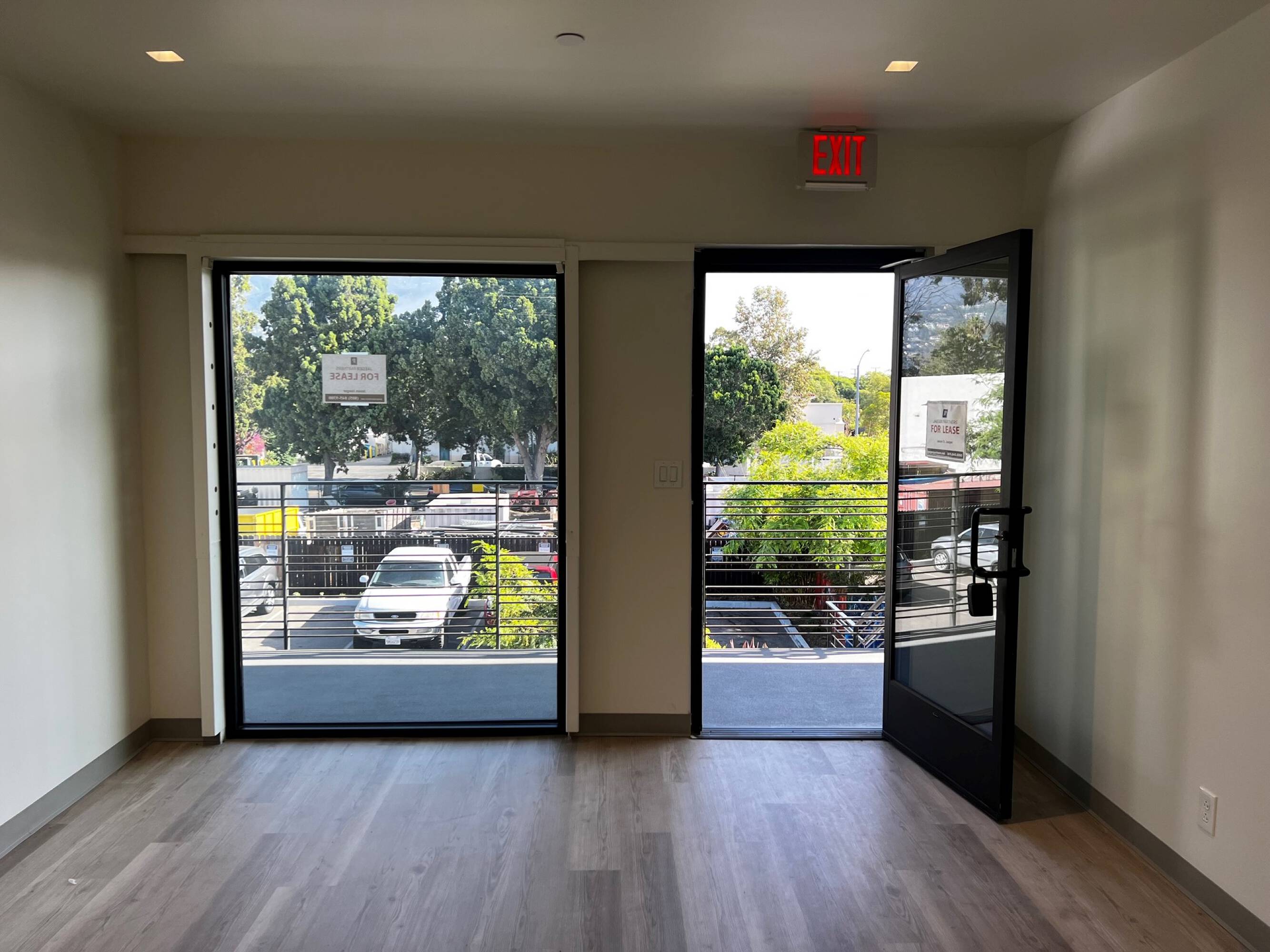 Jerz26 E Haley St In Santa Barbara 55 - rlz22wt