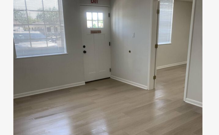 Pictures of Office property located at 6727 1st Ave S, St. Petersburg, FL 33707 for lease - image #1