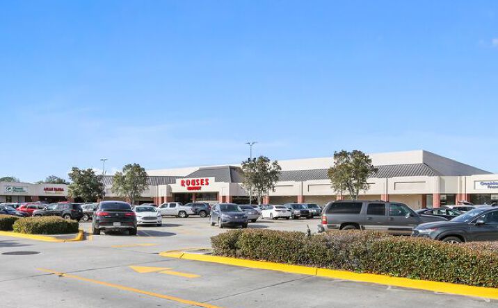 Pictures of Retail, Office, Land property located at 6600 Franklin Ave, New Orleans, LA 70122 for lease - image #1