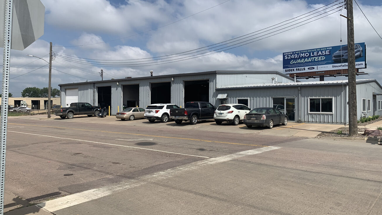 1501 N Minnesota Ave, Sioux Falls, SD 57104 Industrial Space for Lease 1501/1601 N Minnesota