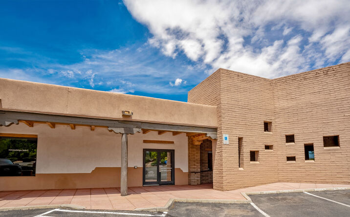 Pictures of Retail property located at 510 N Guadalupe St, Santa Fe, NM 87501 for lease - image #1