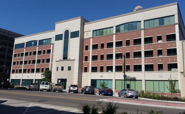 Pictures of Office property located at 825 S Kansas Ave, Topeka, KS 66612 for sales - image #1