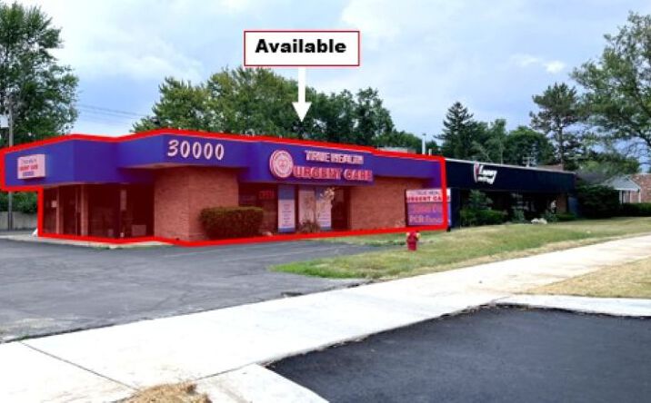 Pictures of Office property located at 30000 Orchard Lake Rd, Farmington Hills, MI 48334 for lease - image #1