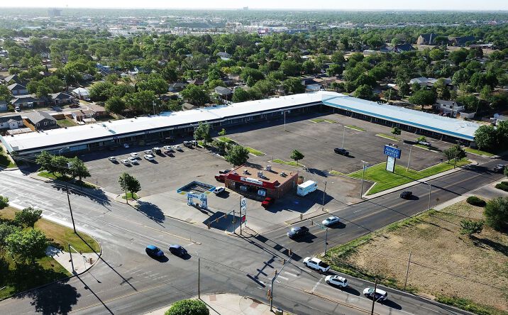 Pictures of Retail property located at 1701 S Avondale St, Amarillo, TX 79106 for lease - image #1