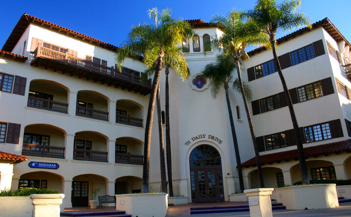 Pictures of Office property located at 751 E Daily Dr, Camarillo, CA 93010 for lease - image #1
