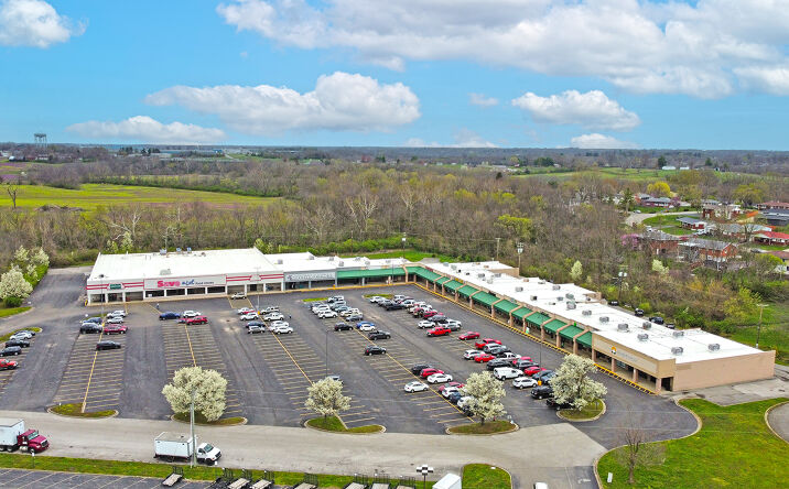 Pictures of Retail property located at Paris Bypass Rd, Paris, KY 40361 for lease - image #1