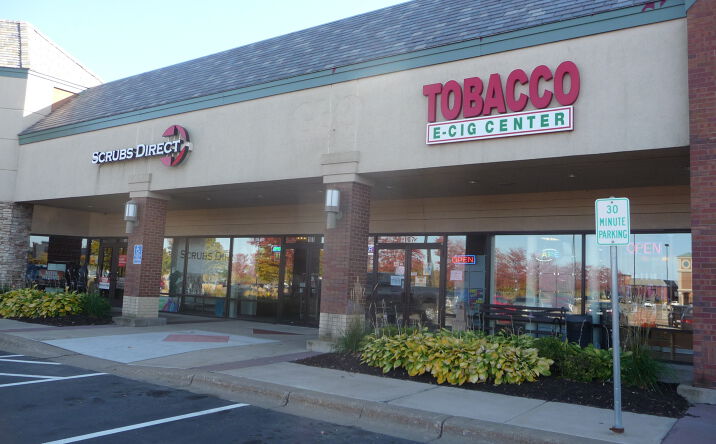 Pictures of Retail property located at 10150 Hudson Rd, Woodbury, MN 55129 for lease - image #1