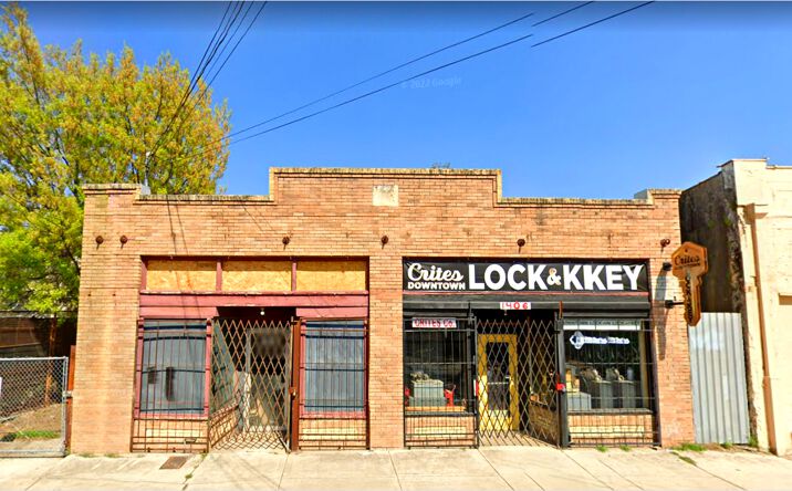 Pictures of Retail property located at 1406 N Flores St, San Antonio, TX 78212 for lease - image #1