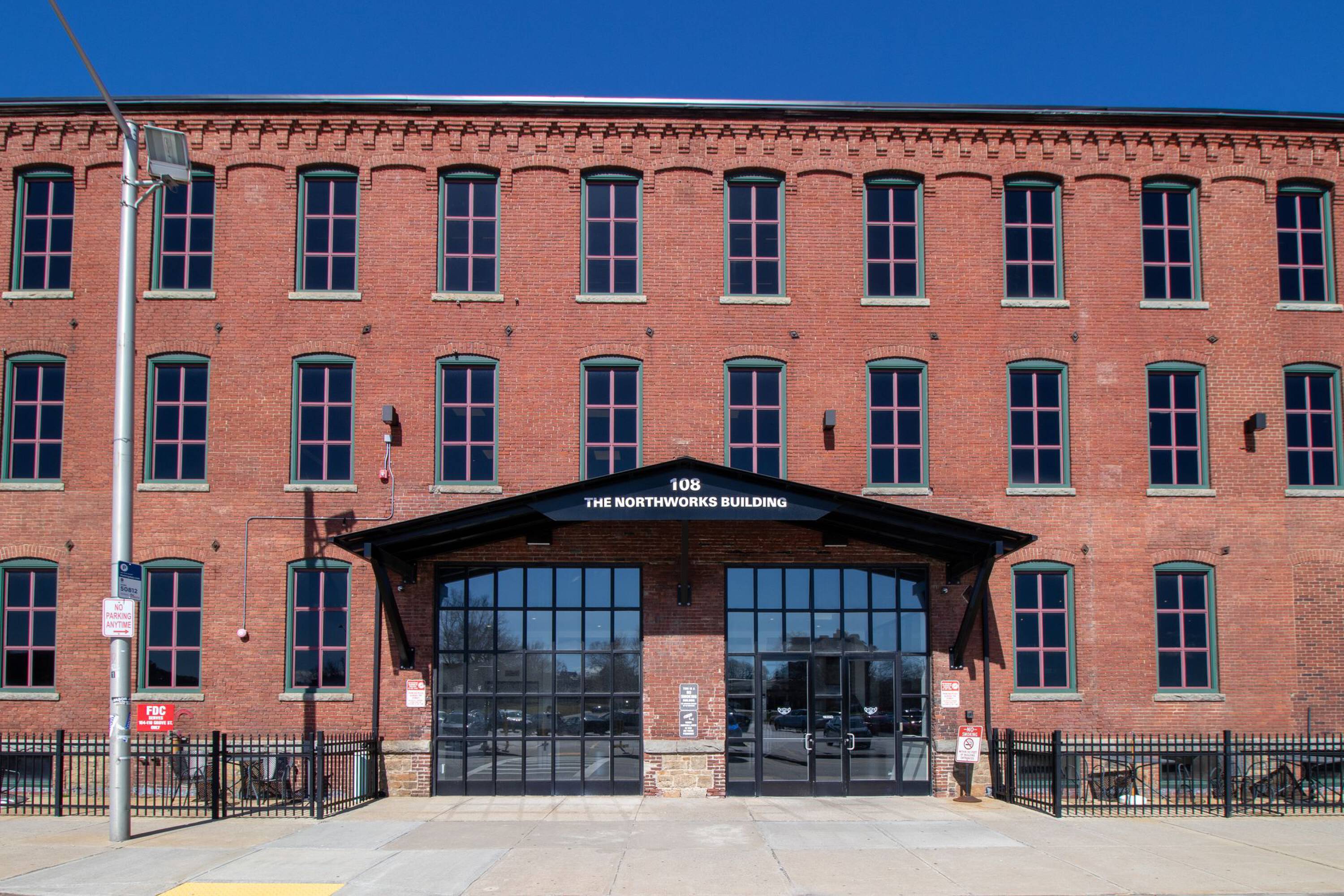 108 Grove St, Worcester, MA 01605