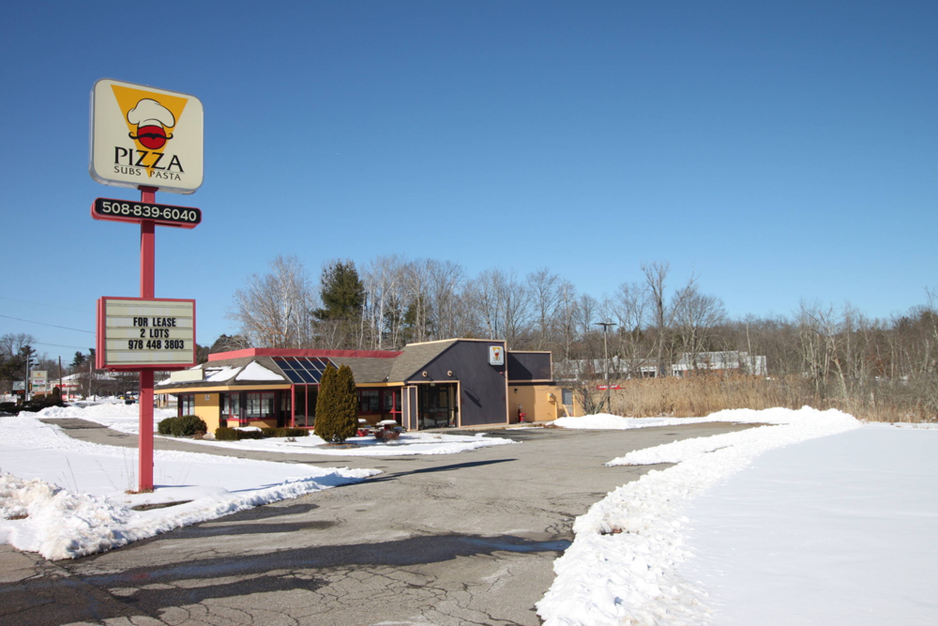 92 Worcester St, North Grafton, MA 01536