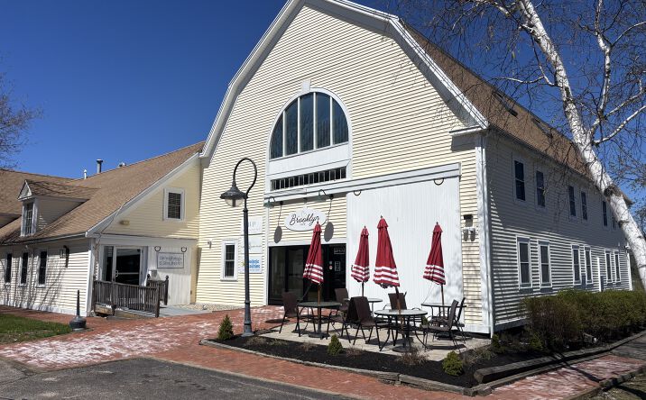 Pictures of Office property located at 2299 Woodbury Ave, Newington, NH 03801 for lease - image #1
