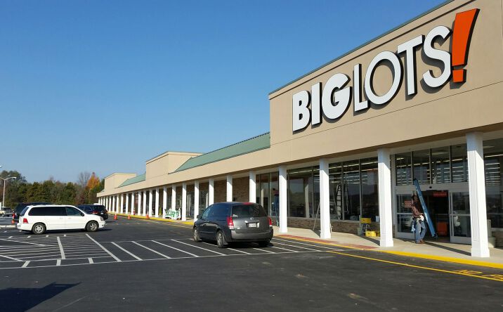 Pictures of Retail property located at 2715 W Main St, Waynesboro, VA 22980 for lease - image #1
