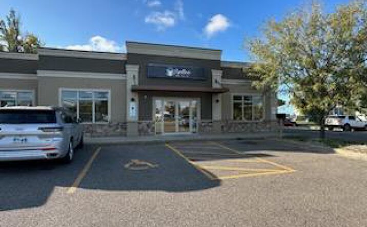 Pictures of Retail property located at 816 6th Ave SE, Aberdeen, SD 57401 for lease - image #1