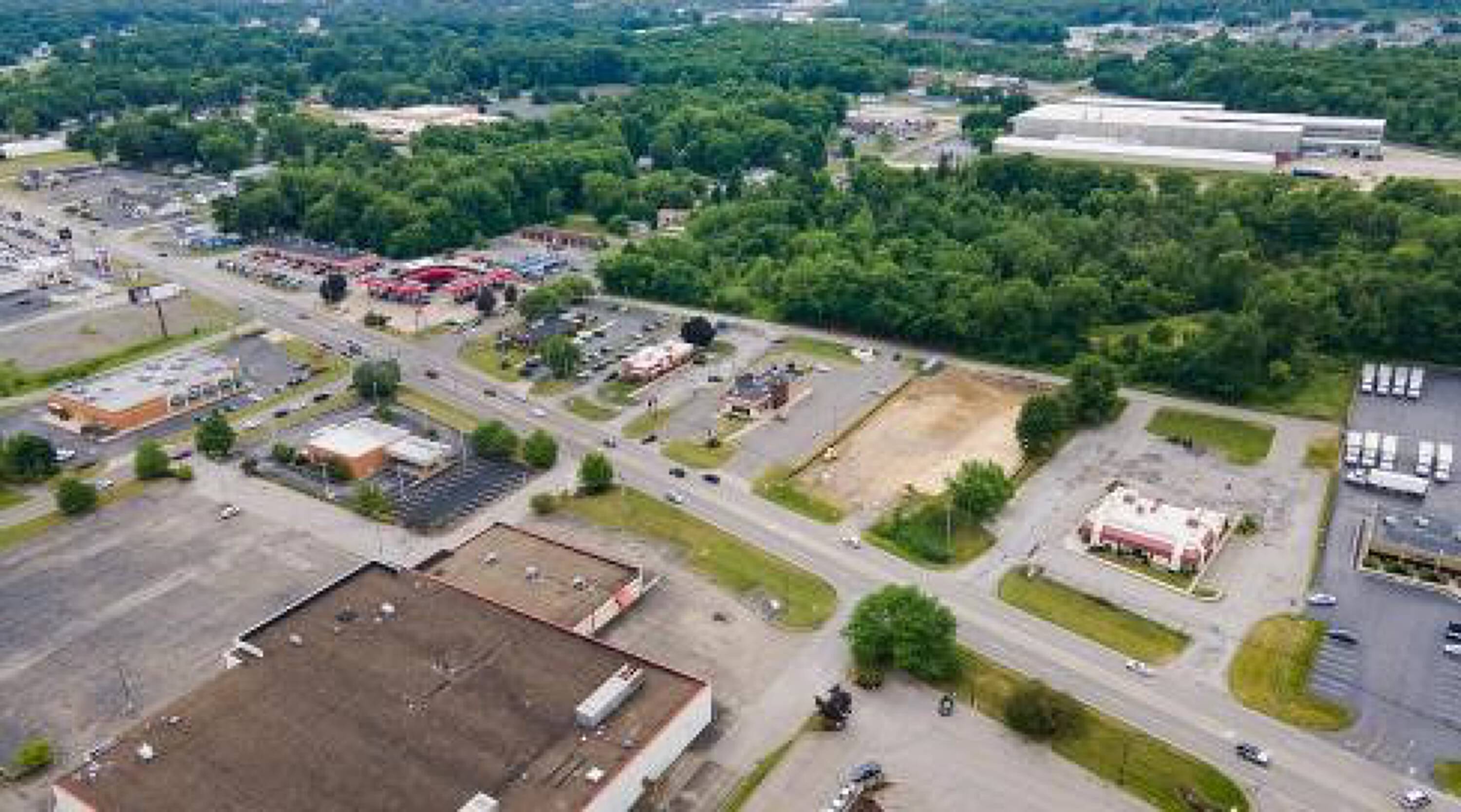 3406 Elm Rd, Warren, OH 44483