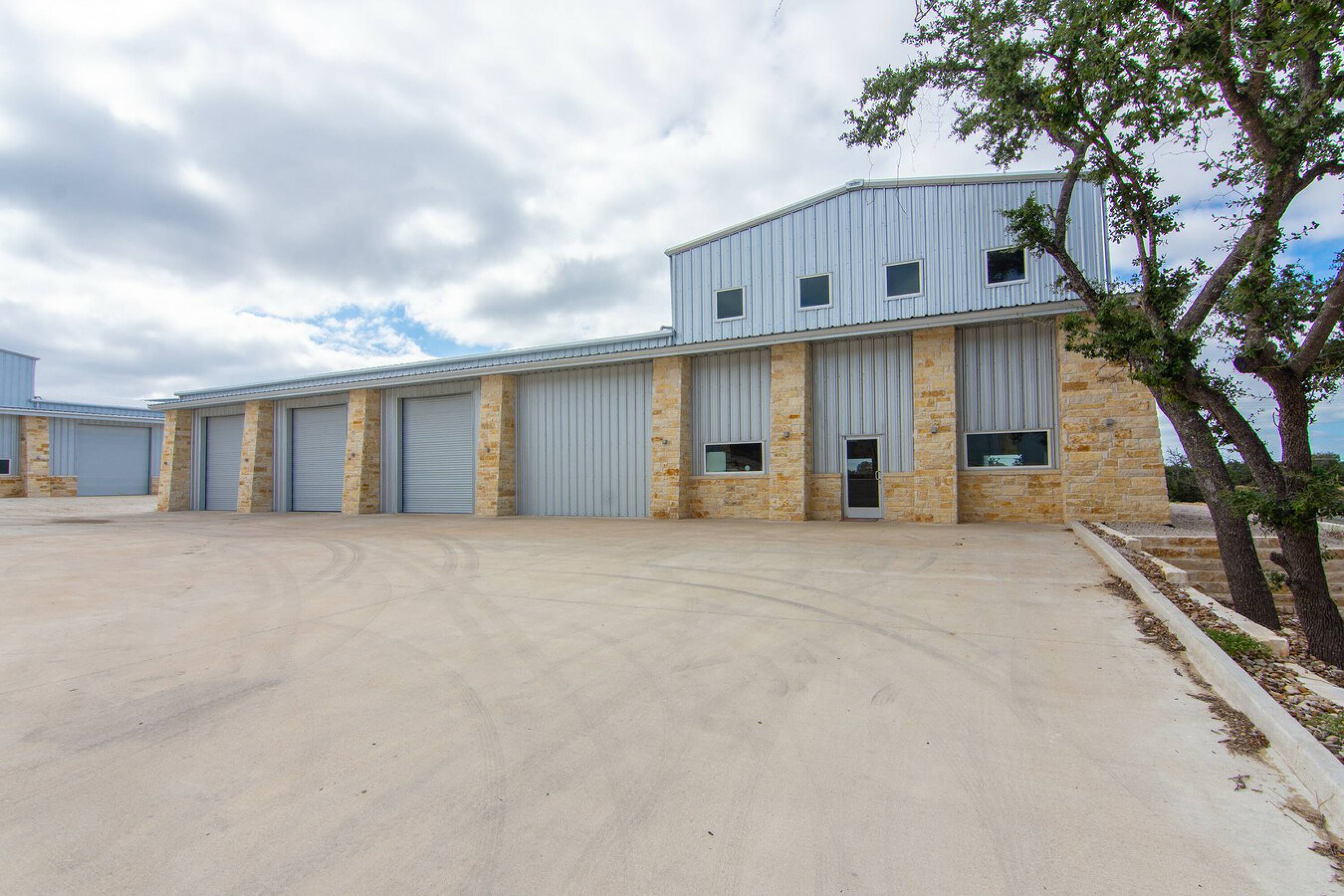 4955 Bell Springs Rd, Dripping Springs, TX 78620 | Crexi.com