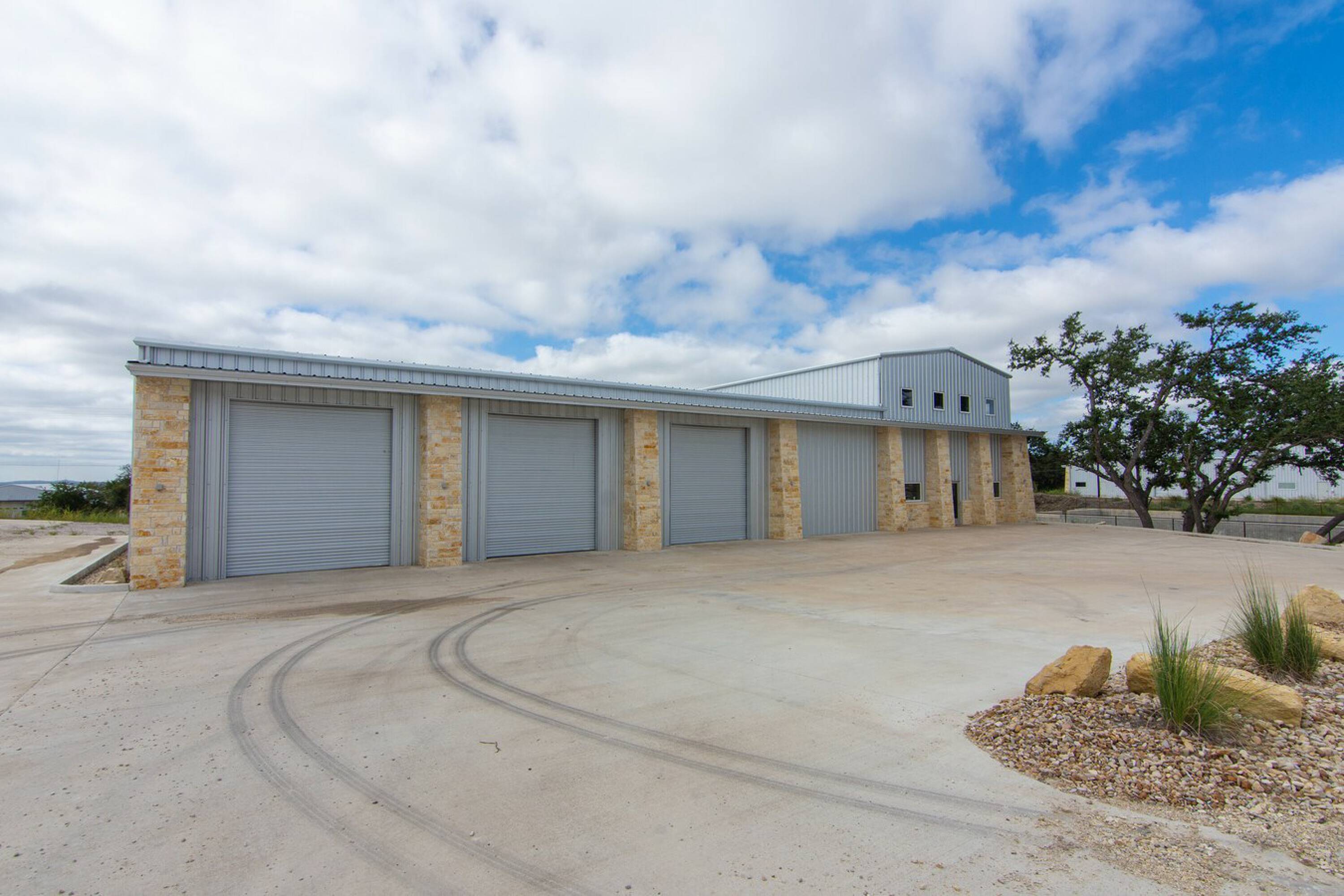 4955 Bell Springs Rd, Dripping Springs, TX 78620 | Crexi.com