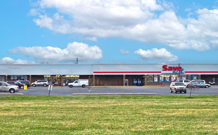 Pictures of Retail property located at 1075 E Lexington Ave, Danville, KY 40422 for lease - image #1