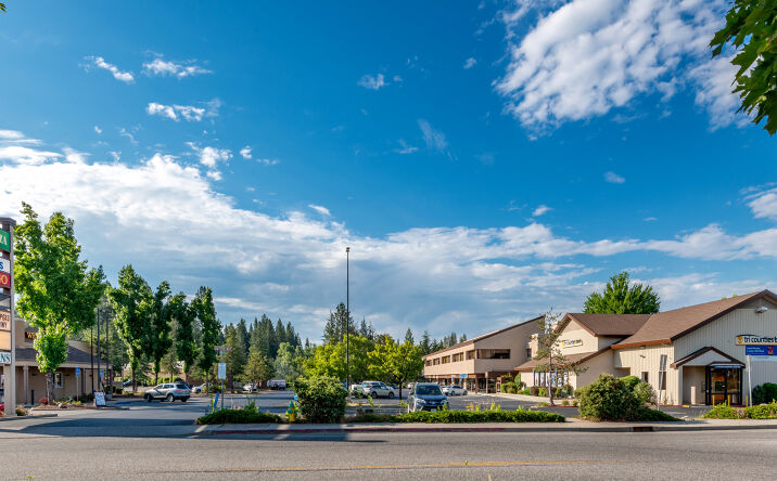 Pictures of Retail, Office property located at 471 Sutton Way, Grass Valley, CA 95945 for lease - image #1