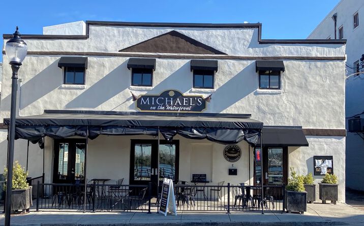 Pictures of Retail, Office property located at 5 S Water St, Wilmington, NC 28401 for lease - image #1