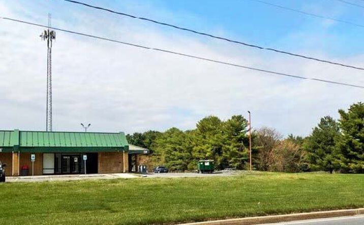 Pictures of Retail property located at 3900 Ten Oaks Rd, Glenelg, MD 21737 for lease - image #1