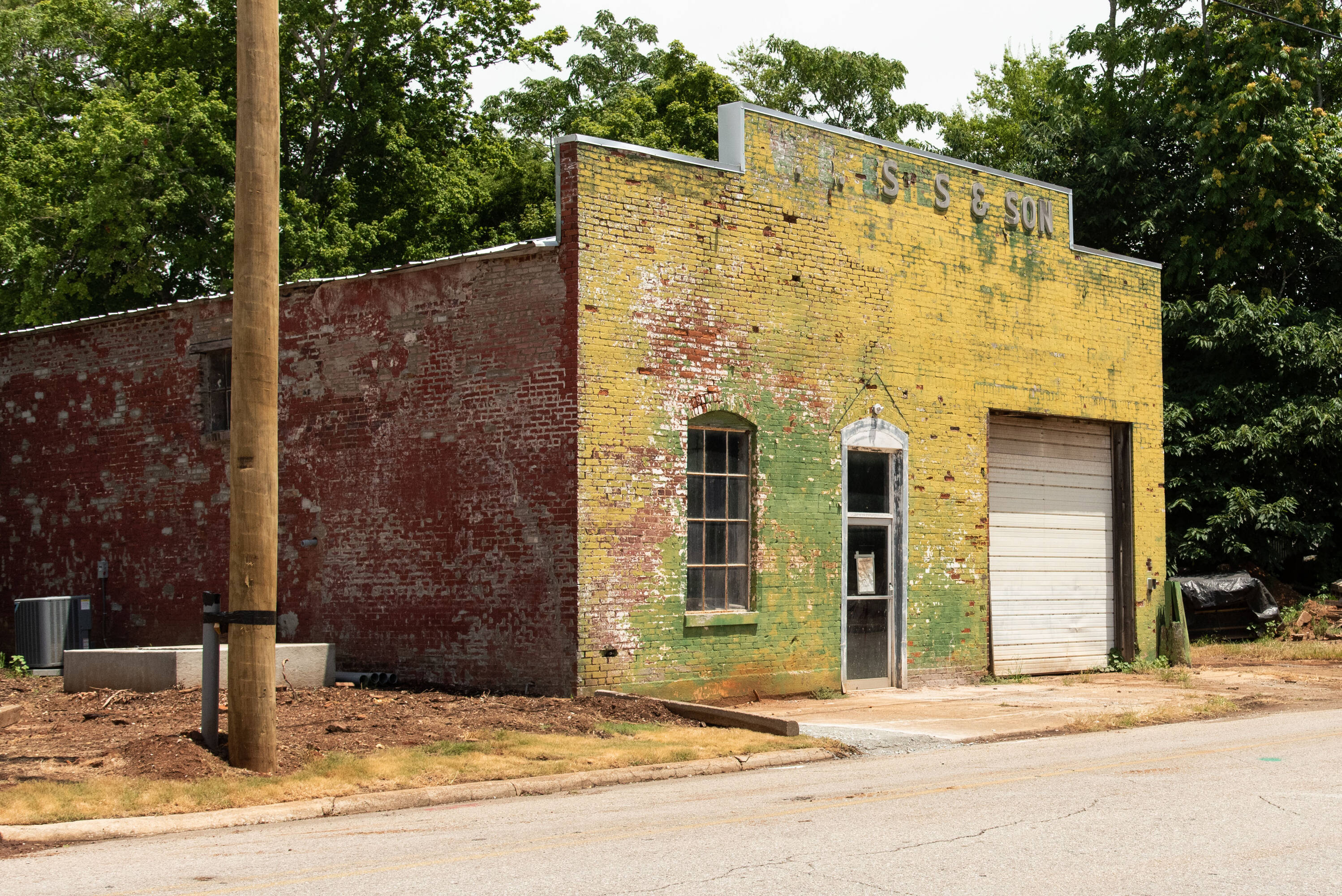 110 W Green St, Athens, AL 35611