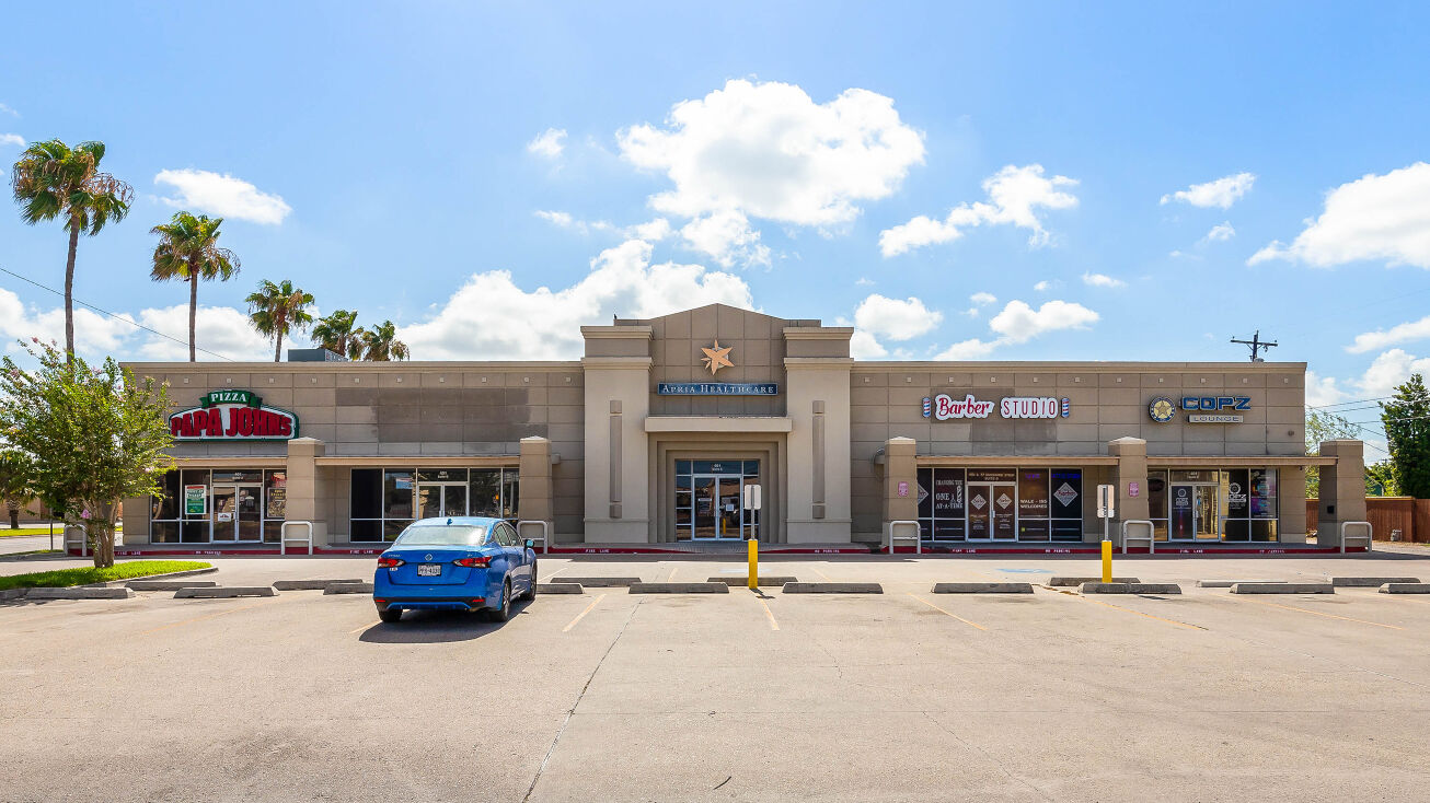 401 S 77 Sunshine Strip, Harlingen, TX 78550 Retail Space for Lease