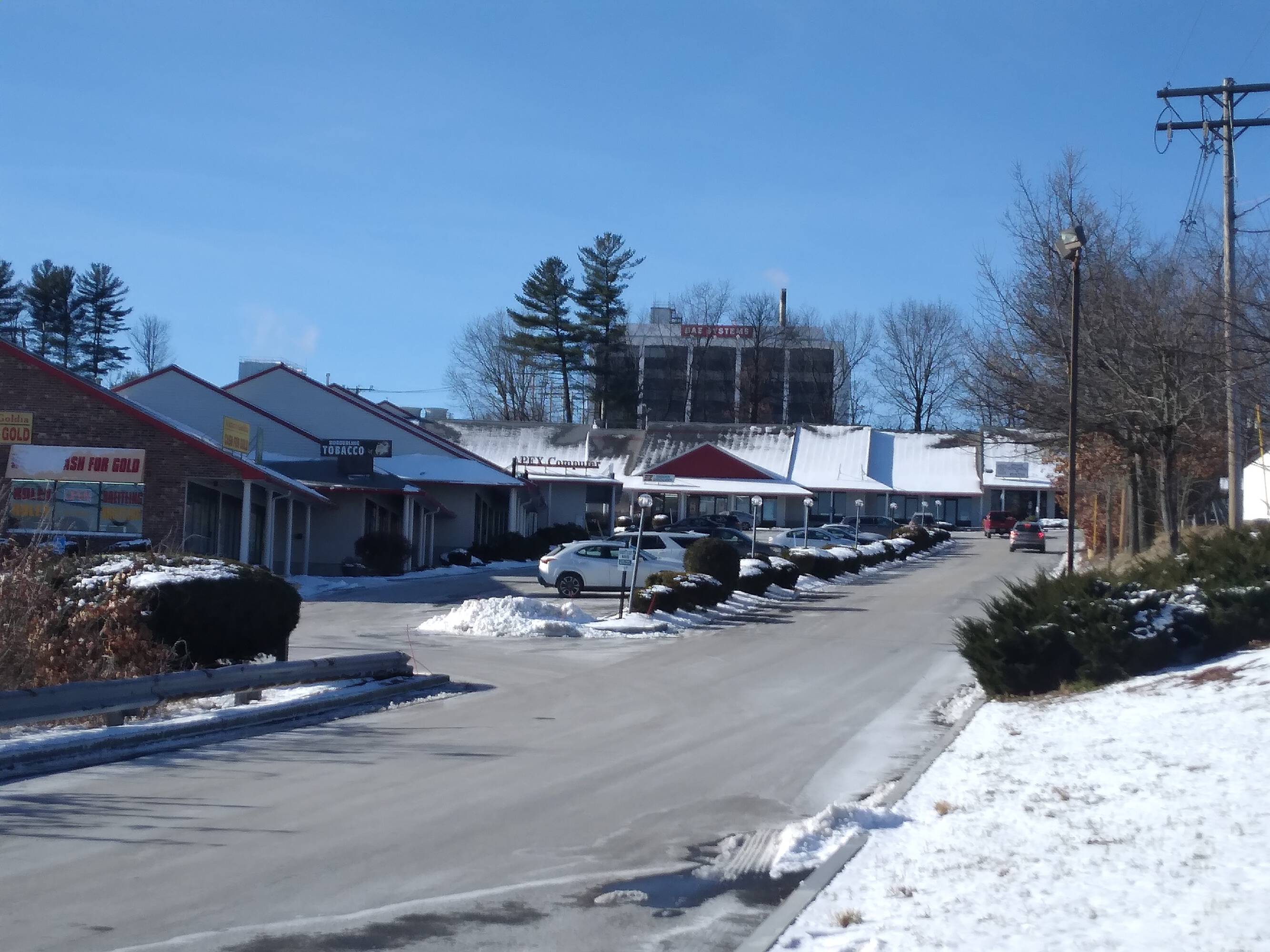 295 Daniel ster Hwy, Nashua, NH 03060