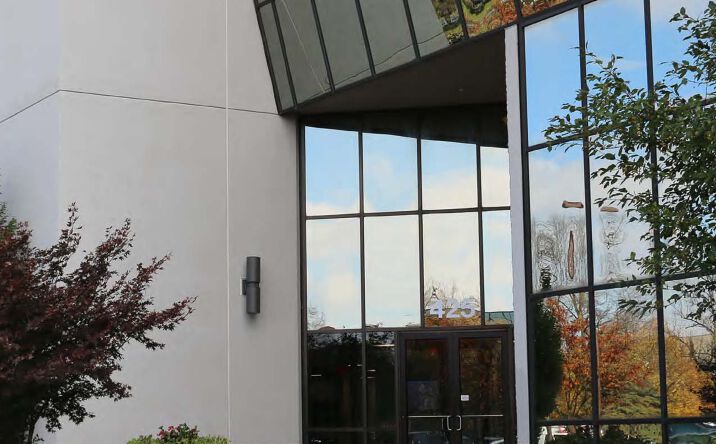 Pictures of Office property located at 425 Metro Center Pl, Dublin, OH 43017 for lease - image #1