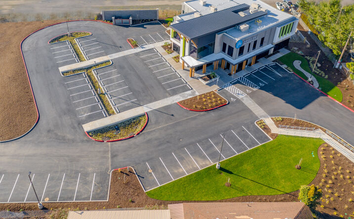 Pictures of Office property located at 5669 Commercial St SE, Salem, OR 97306 for lease - image #1
