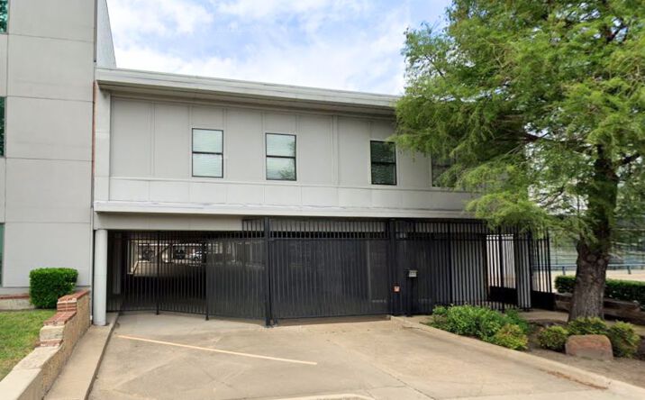 Pictures of Office property located at 4411 US-75, Denison, TX 75020 for lease - image #1
