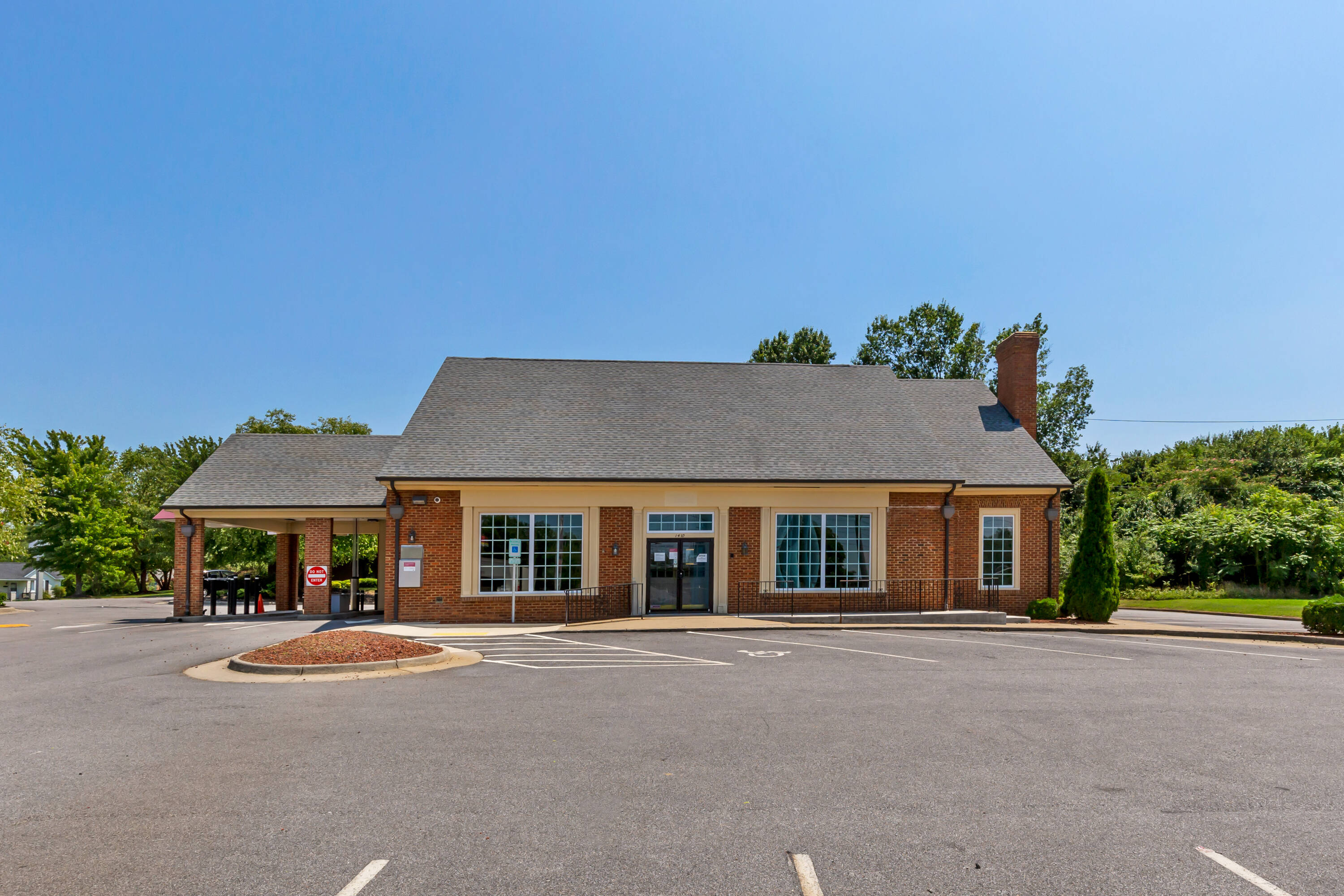 1410 Piney Forest Rd, Danville, VA 24540