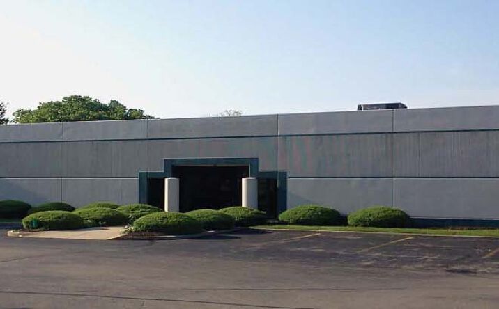 Pictures of Office, Industrial property located at 2003 Springboro West Rd, Moraine, OH 45439 for lease - image #1