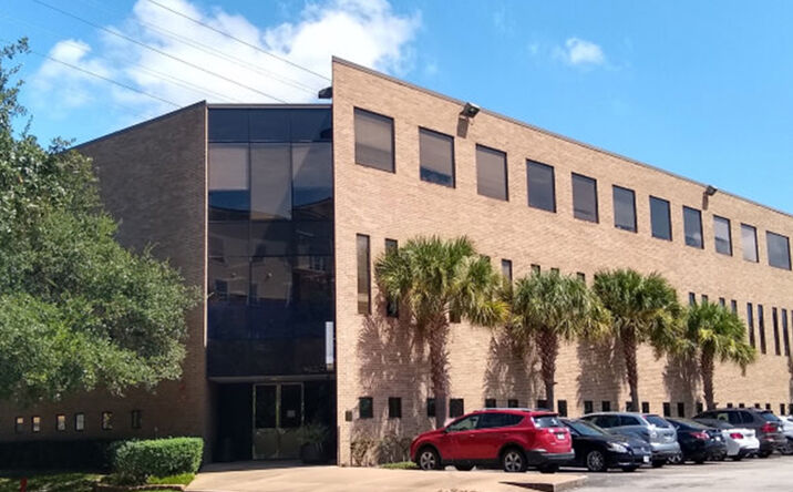 Pictures of Office property located at 4101 Greenbriar Dr, Houston, TX 77098 for sales - image #1