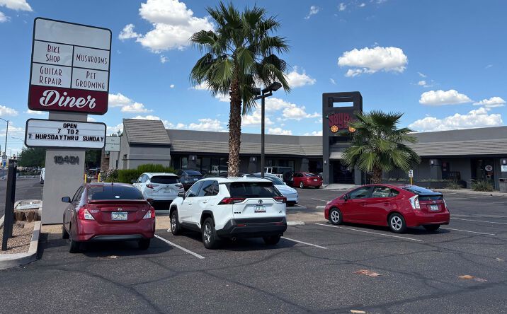 Pictures of Retail, Office property located at 10401 N 32nd St, Phoenix, AZ 85028 for lease - image #1