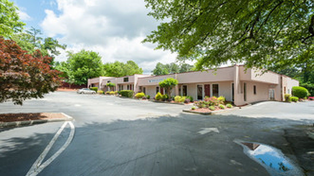 4930 Governors Dr, Forest Park, GA 30297 Office Space for Lease
