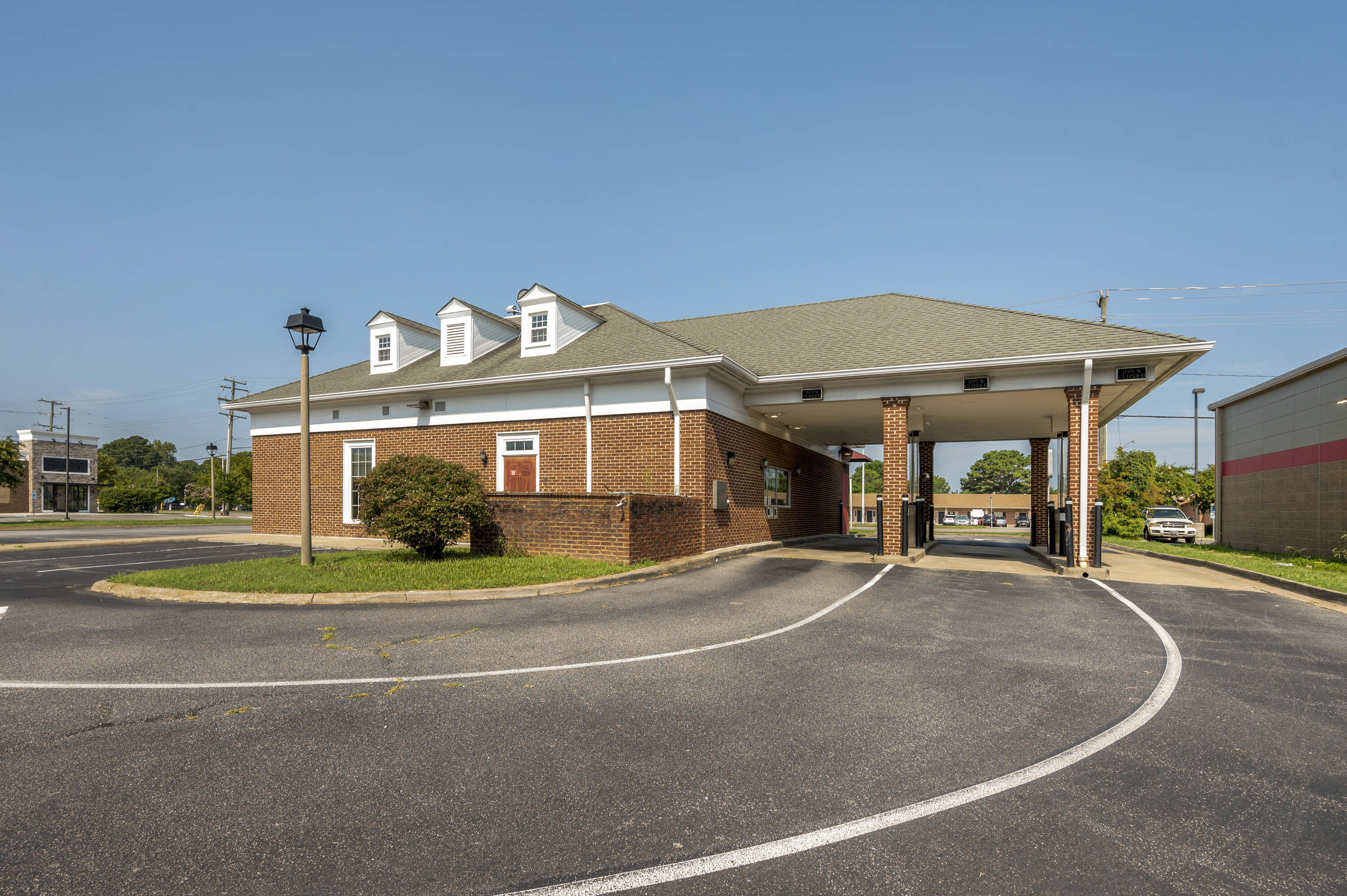 536 Newtown Rd, Virginia Beach, VA 23462