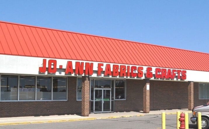 Pictures of Retail, Restaurant property located at 3440 W Division St, St Cloud, MN 56301 for lease - image #1