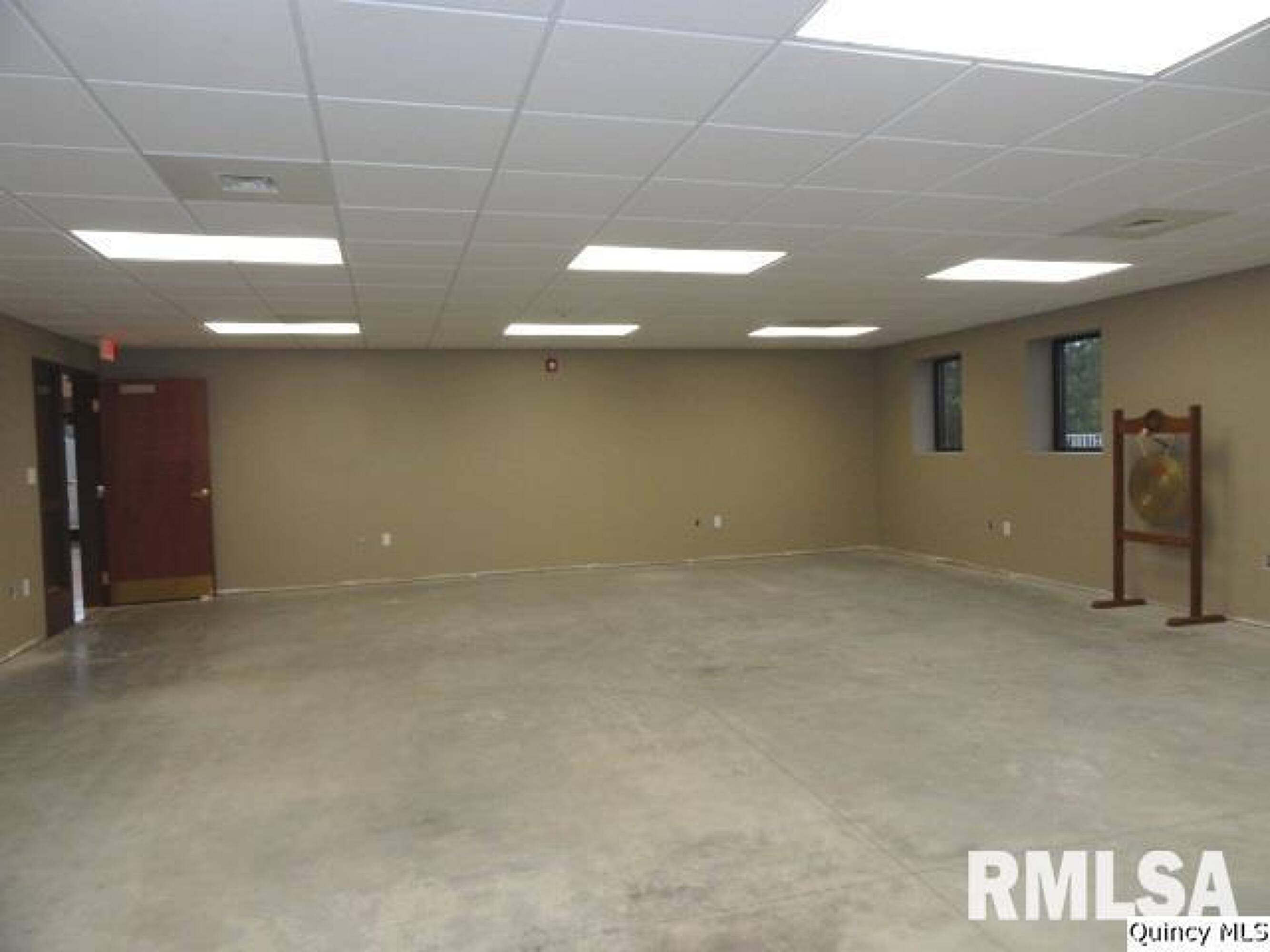 3215 Maine Street, Quincy, IL 62301