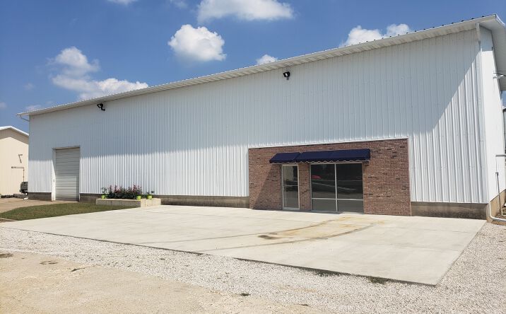 1434 S Main St, Morton, IL 61550 | Crexi.com