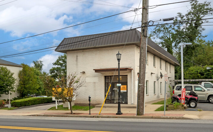 Pictures of Retail, Office, Restaurant property located at 919 Frederick Rd, Catonsville, MD 21228 for lease - image #1