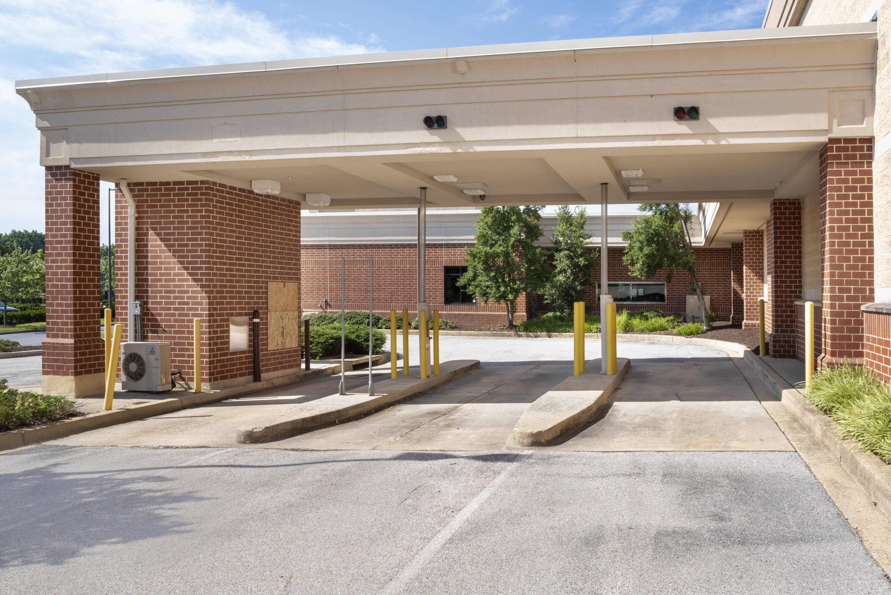 dsw snowden river parkway