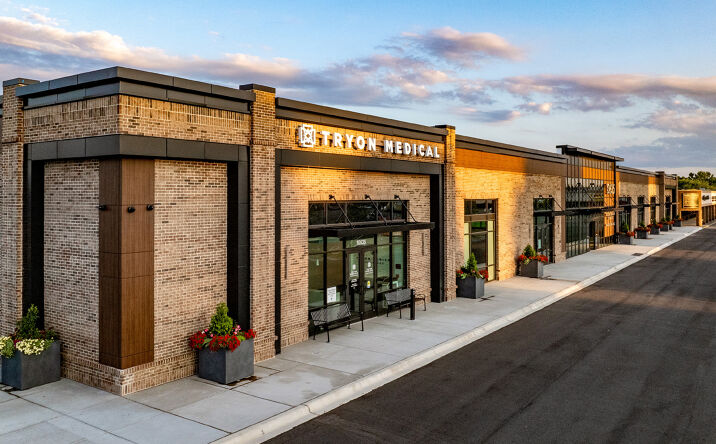 Pictures of Retail, Office property located at 10635 Park Rd, Charlotte, NC 28210 for lease - image #1