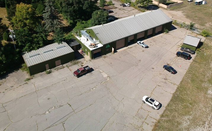 2632 S Huron Rd, Kawkawlin, MI 48631 - Special Purpose Space For Lease ...