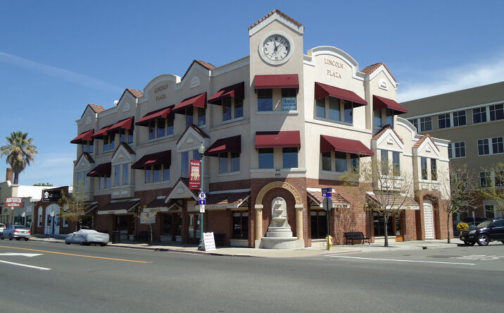 Pictures of Office property located at 605 Lincoln Blvd, Lincoln, CA 95648 for lease - image #1